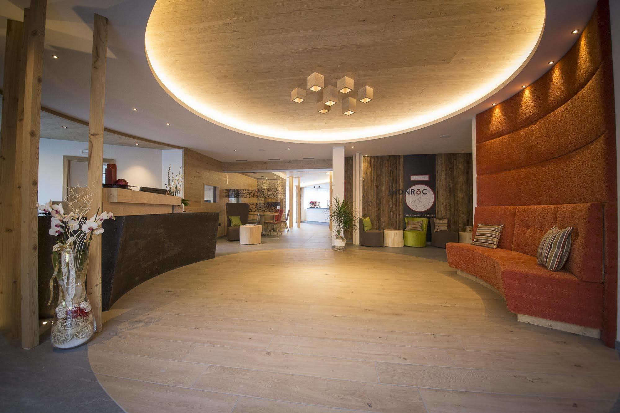 Monroc Hotel Commezzadura Esterno foto